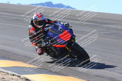 media/Dec-10-2023-SoCal Trackdays (Sun) [[0ce70f5433]]/Bowl (1020am)/